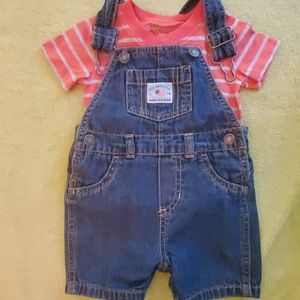 Shorts romper and short sleeve shirt - set